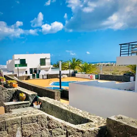 Alegranza, De 3 En Lanzarote Semesterbostad *
